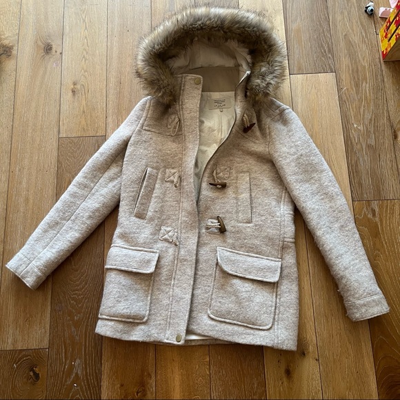 Zara winter jacket with hood with faux fur detachable size medium - Picture 4 of 5